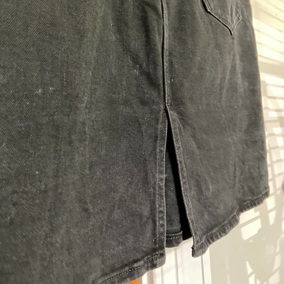 Old Navy High-Waisted Distressed Denim Skirt in Black [Size 14] - Picture 5 of 5